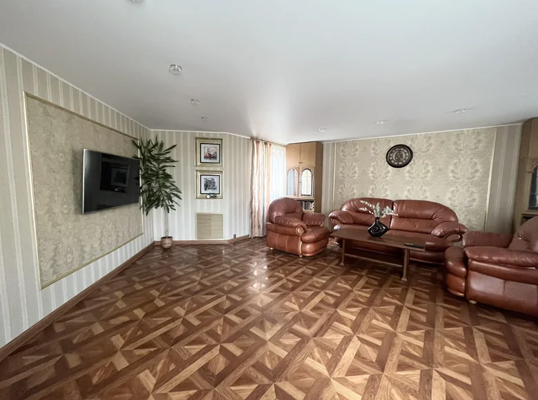 3 room apartment 98 m² Homel, Belarus