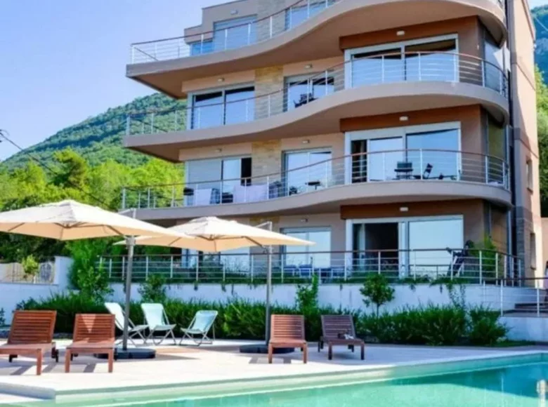 Apartamento 2 habitaciones  Montenegro, Montenegro