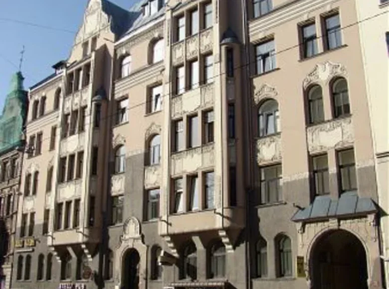 Oficina 243 m² en Riga, Letonia