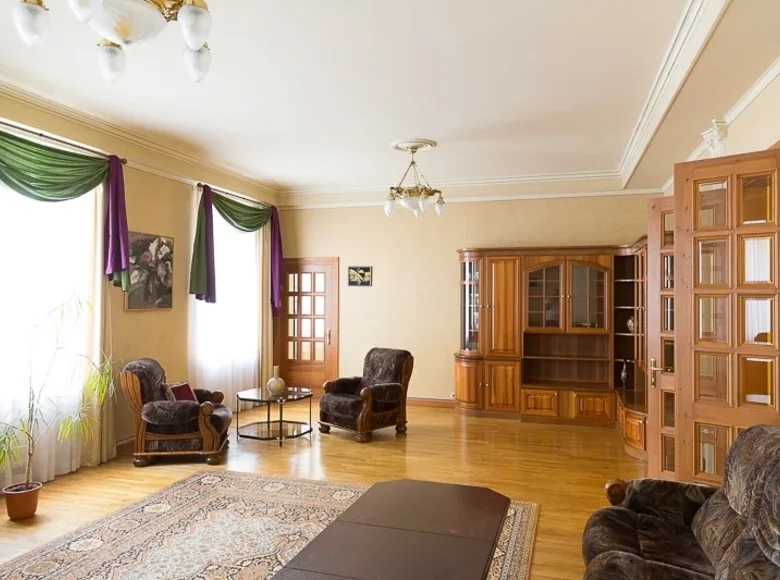 3 bedroom apartment 147 m² Navapolatsk, Belarus