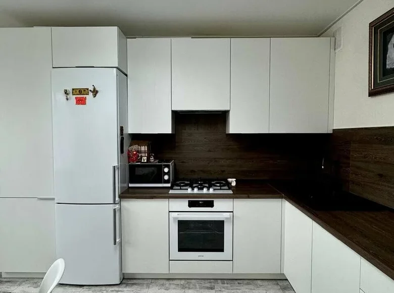 2 room apartment 61 m² Minsk, Belarus