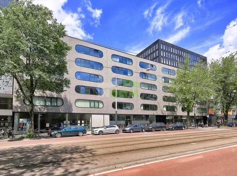 Mieszkanie 2 pokoi 95 m² Amsterdam, Holandia