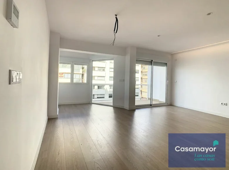 Кондо 7 комнат 105 м² Аликанте, Испания