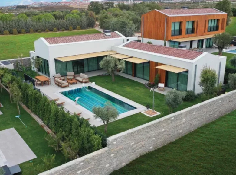 4 bedroom Villa 208 m² Celal Bayar Mahallesi, Turkey