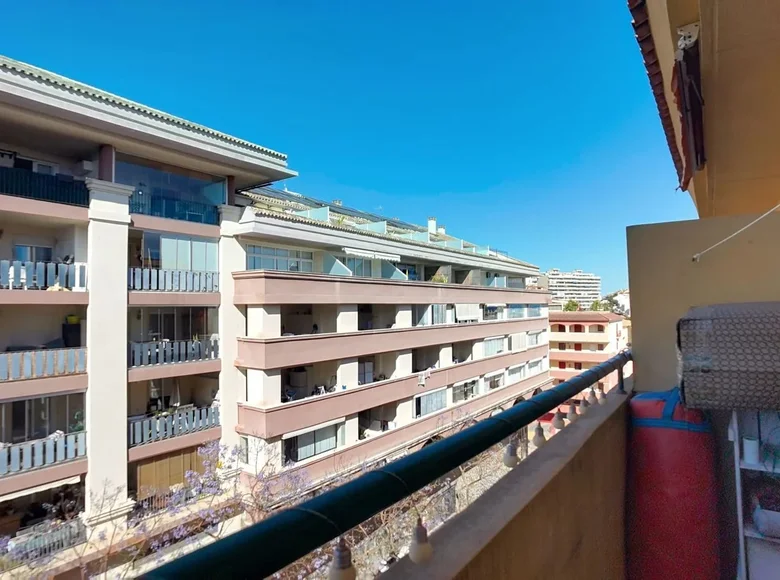 Mieszkanie 1 pokój 63 m² Fuengirola, Hiszpania