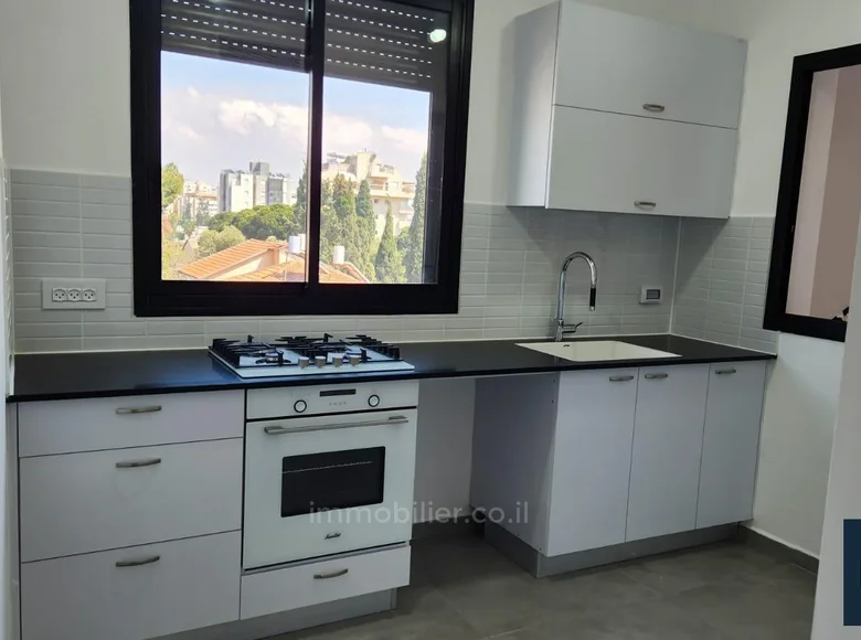 Mieszkanie 3 pokoi 80 m² Ramat Gan, Izrael