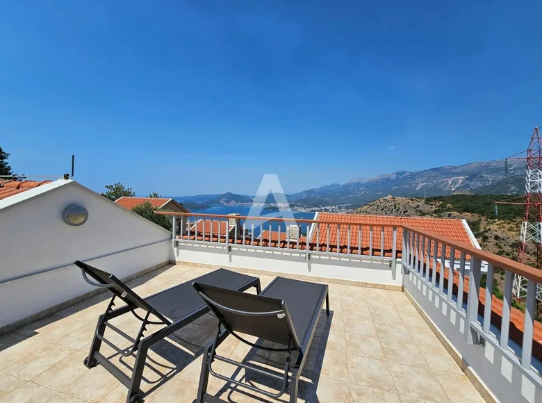 3 bedroom villa  Sveti Stefan, Montenegro