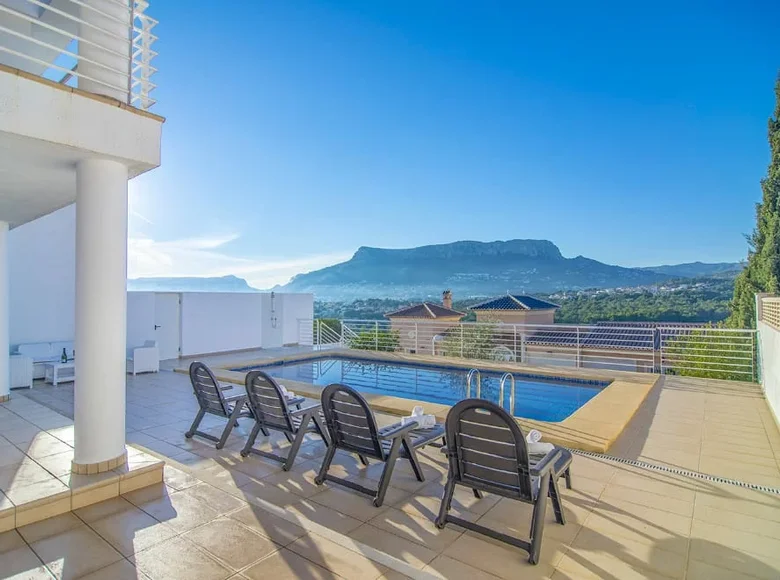 3 bedroom villa  Calp, Spain