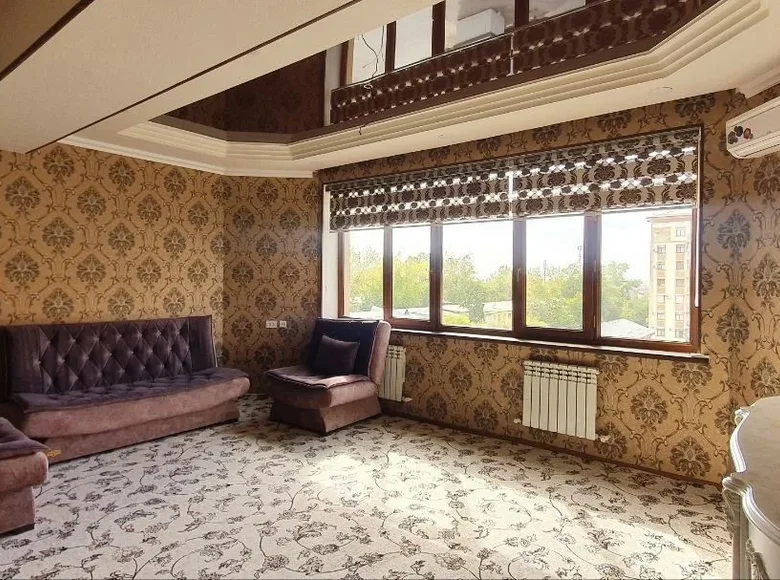 Kvartira 3 xonalar 80 m² Toshkentda