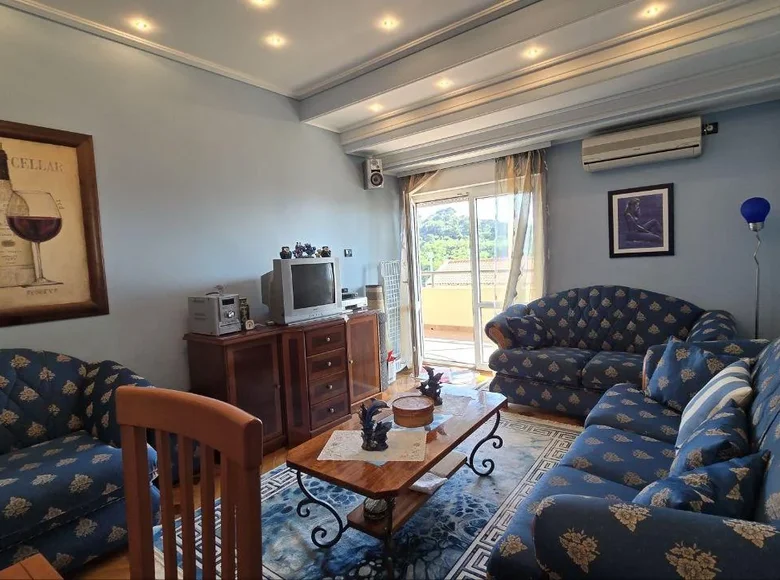 Квартира 1 спальня 51 м² Петровац, Черногория