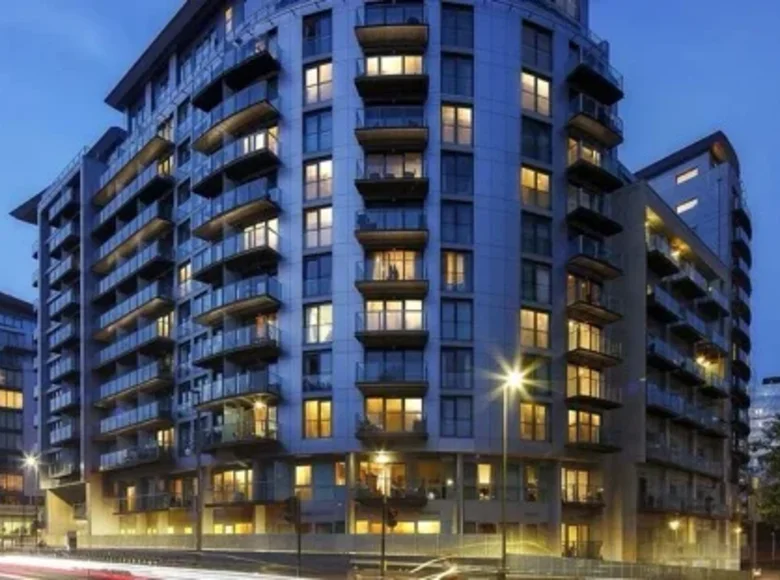 2 bedroom apartment 123 m² London, United Kingdom