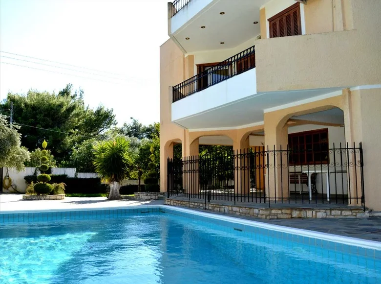 3 bedroom villa 220 m² Rafina, Greece