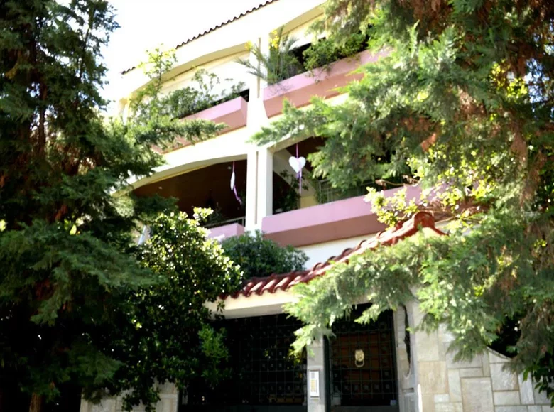 Propiedad comercial 695 m² en Municipality of Vari - Voula - Vouliagmeni, Grecia