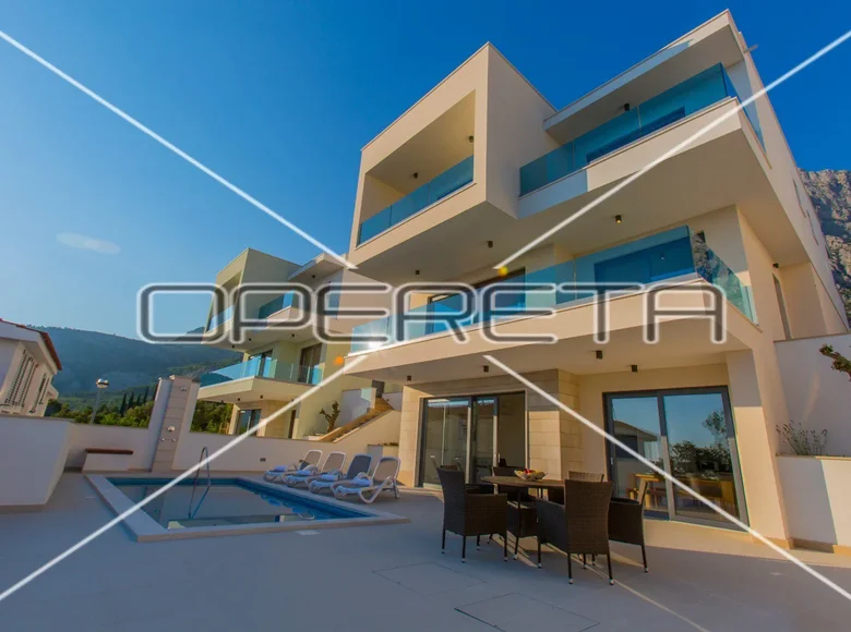 Casa 4 habitaciones 350 m² Makarska, Croacia