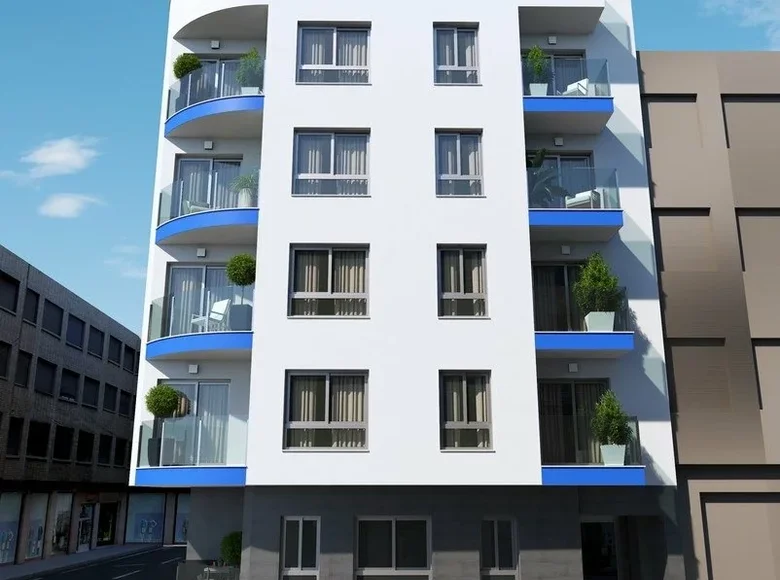 Mieszkanie 2 pokoi 71 m² Torrevieja, Hiszpania