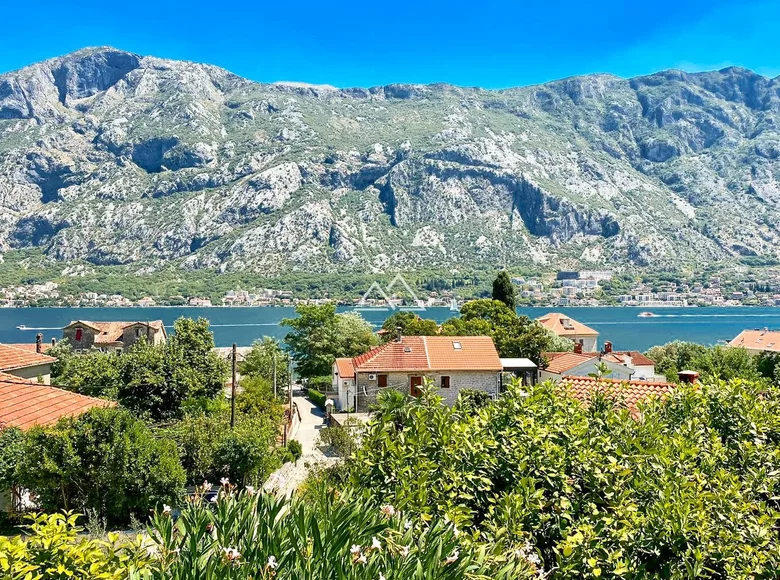 4 bedroom Villa 209 m² Prcanj, Montenegro