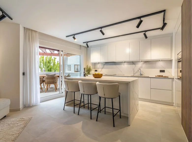 Apartamento 3 habitaciones 117 m² Marbella, Španjolska