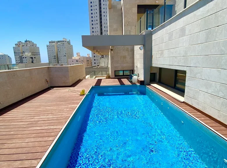Penthouse 6 Schlafzimmer 660 m² Netanja, Israel