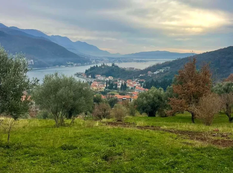 Grundstück  Herceg Novi, Montenegro