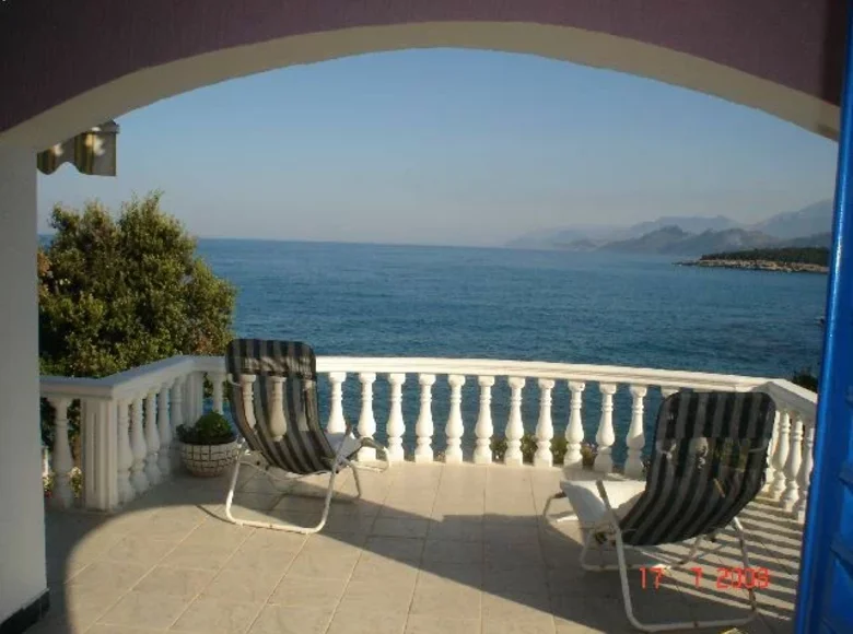 Villa 20 habitaciones 290 m² Montenegro, Montenegro