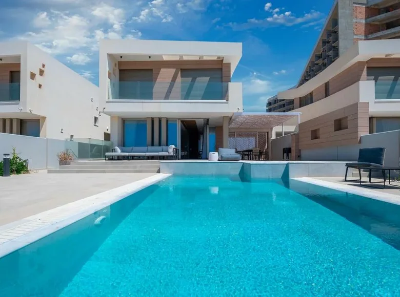 Villa de 4 habitaciones 179 m² Ayia Thekla, Chipre