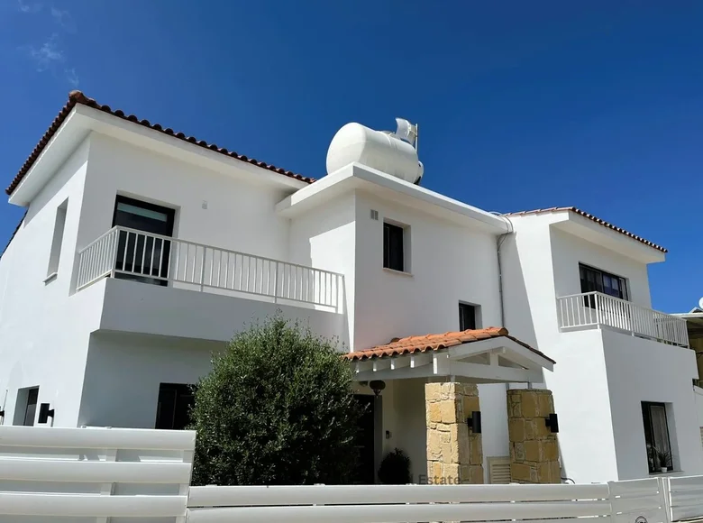 Villa de 4 dormitorios 167 m² Tala, Chipre