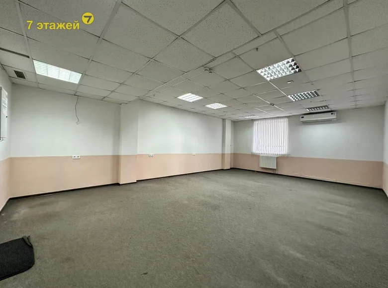 Oficina 43 m² en Minsk, Bielorrusia