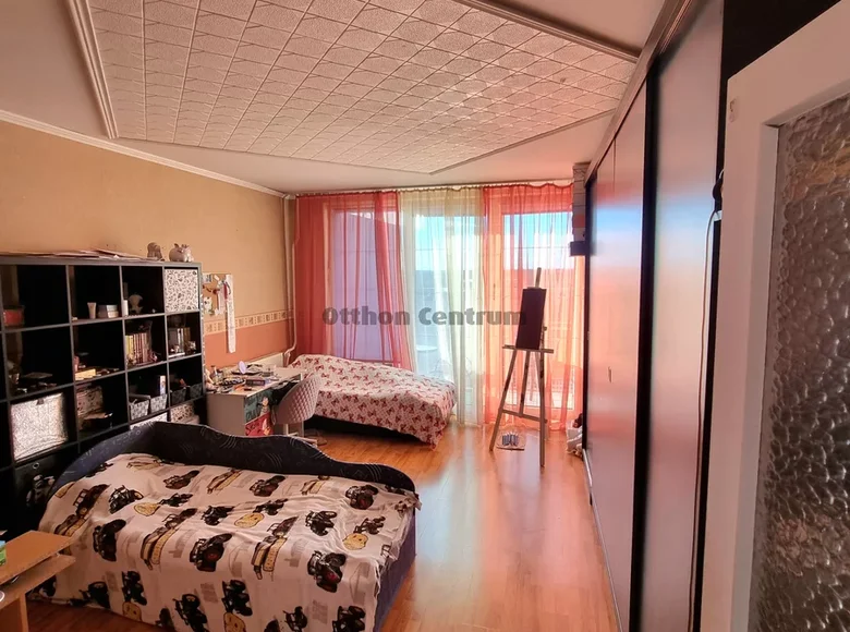 Квартира 2 комнаты 53 м² Дунауйварош, Венгрия