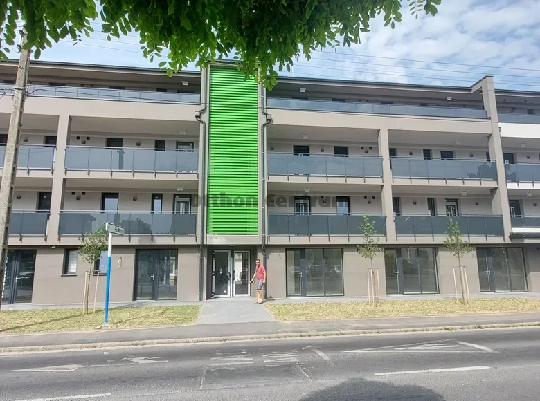 Mieszkanie 3 pokoi 54 m² Keszthely, Węgry