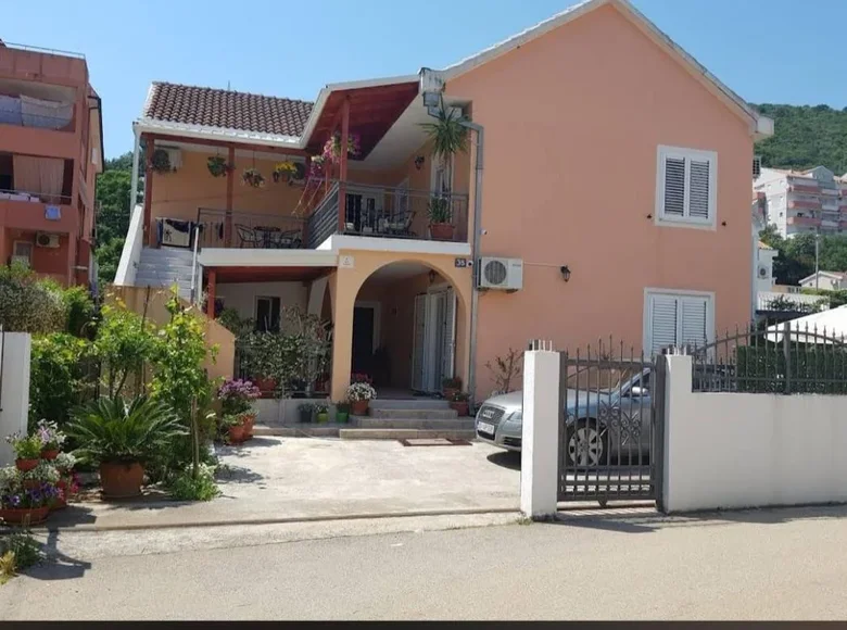 9 bedroom house 238 m² Budva, Montenegro
