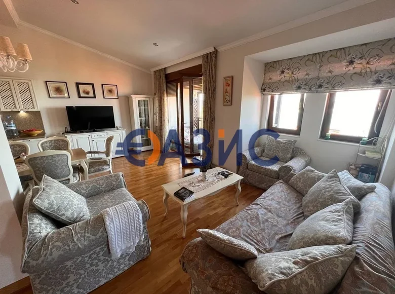 Mieszkanie 3 pokoi 114 m² Sozopol, Bułgaria