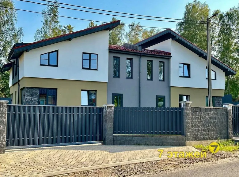 Adosado 172 m² Zaslauje, Belarús