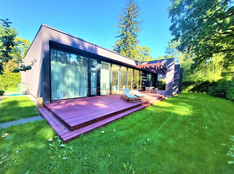Willa 5 pokojów 154 m² Jurmała, Łotwa