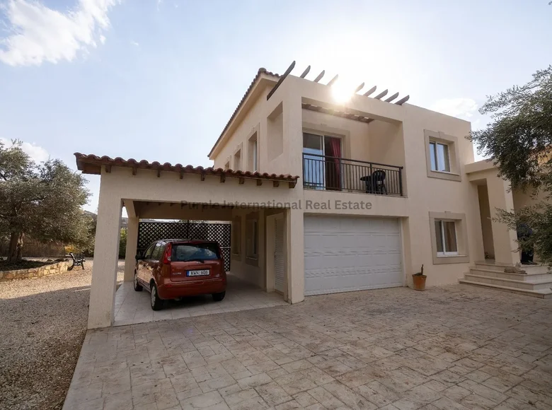Villa 4 chambres 246 m² Steni, Chypre