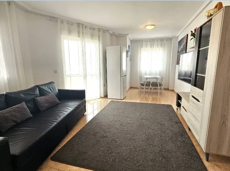 2 bedroom apartment 90 m² Torrevieja, Spain