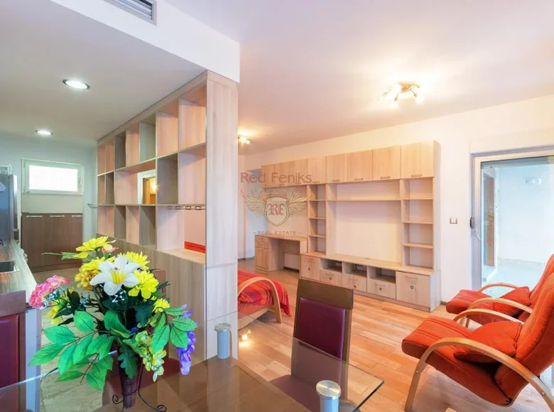 Mieszkanie 3 pokoi 74 m² Kotor, Czarnogóra