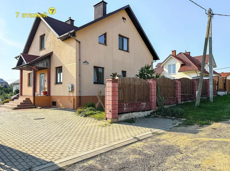 Dom 289 m² Samachvalavicki siel ski Saviet, Białoruś