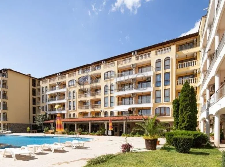 Mieszkanie 3 pokoi 96 m² Nesebar, Bułgaria