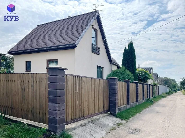 Dom 75 m² Papiarnianski siel ski Saviet, Białoruś