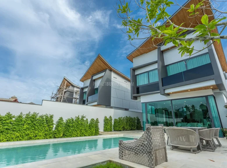 3 bedroom villa 235 m² Rawai, Thailand