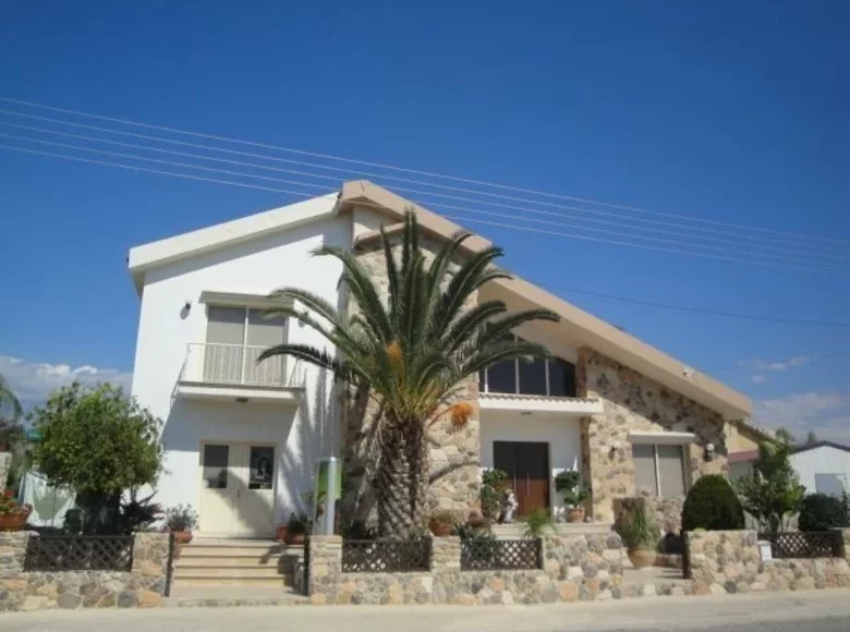 Дом 4 спальни 330 м² Пиргос, Кипр