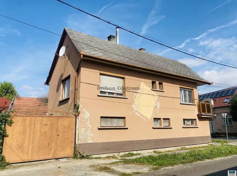 4 room house 160 m² Cegled, Hungary