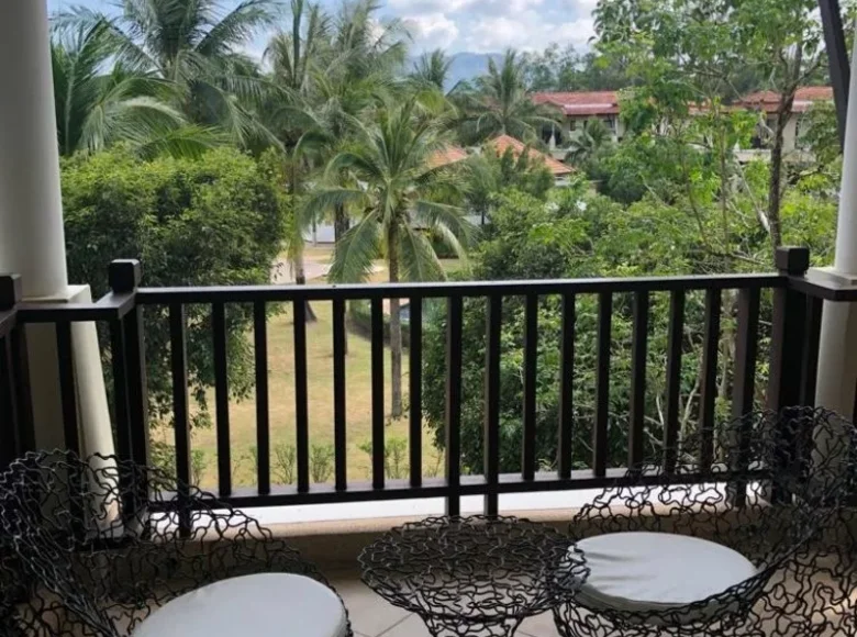 Townhouse 2 bedrooms 232 m² Phuket, Thailand