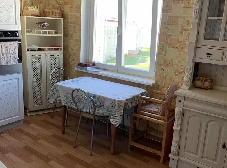 Wohnung 2 Zimmer 80 m² Minsk, Weißrussland