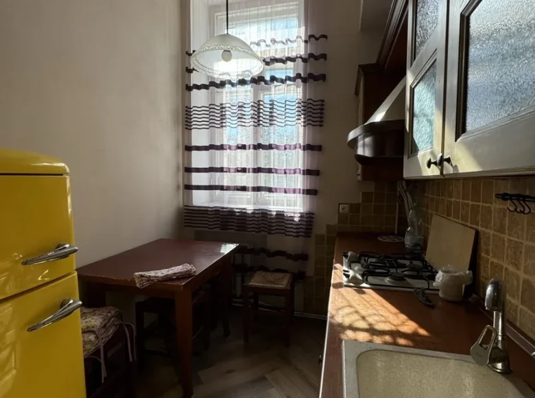 Mieszkanie 4 pokoi 76 m² Odessa, Ukraina