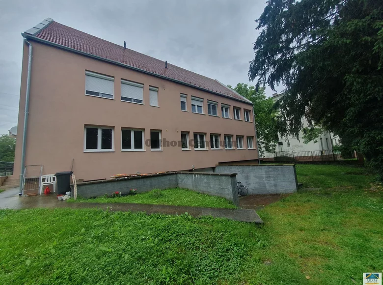 Mieszkanie 2 pokoi 56 m² Zakany, Węgry