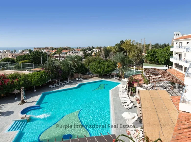 Mieszkanie 2 pokoi 85 m² Pafos, Cypr
