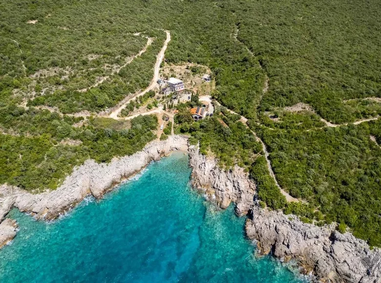 Land 300 m² Herceg Novi, Montenegro