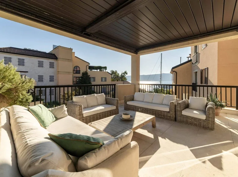 2 bedroom apartment 133 m² Montenegro, Montenegro