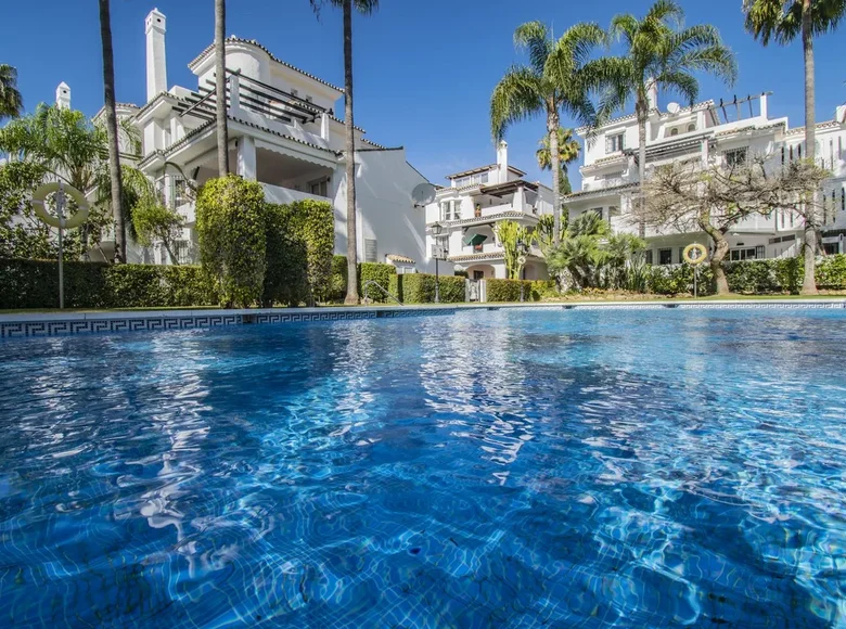 Apartamento 2 habitaciones 118 m² Marbella, Španjolska